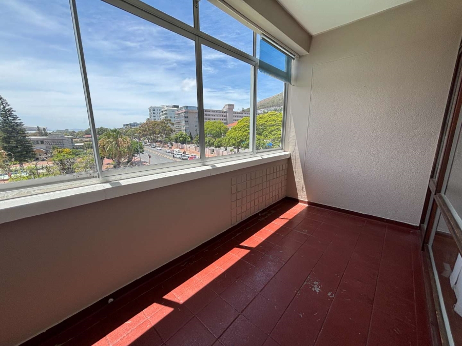 2 Bedroom Property for Sale in Three Anchor Bay Western Cape